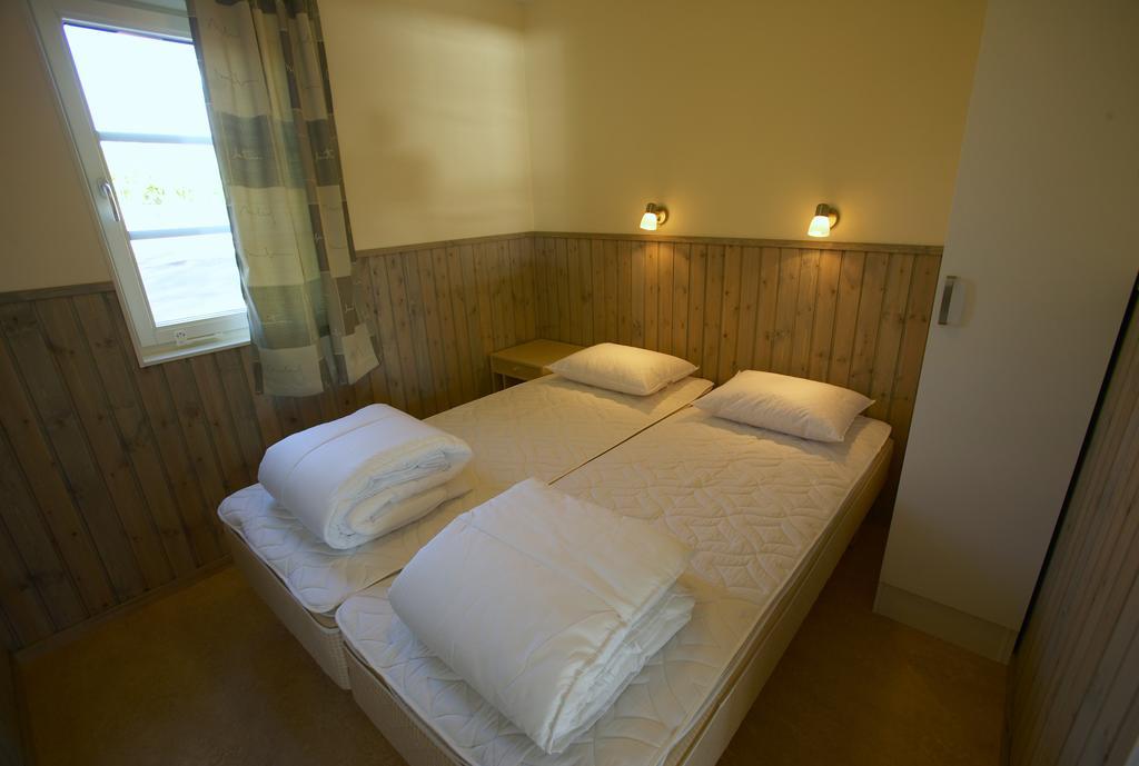 Gustavsvik Stugby & Camping Örebro Habitación foto